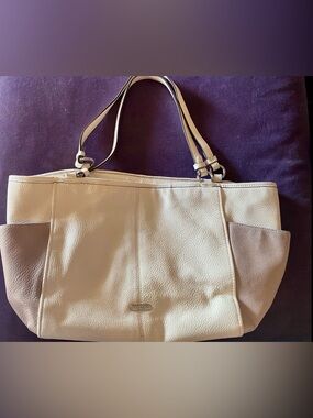 COACH Park Leather CARRIE Tote Ivory Two Toned Soft Pebbled Leather